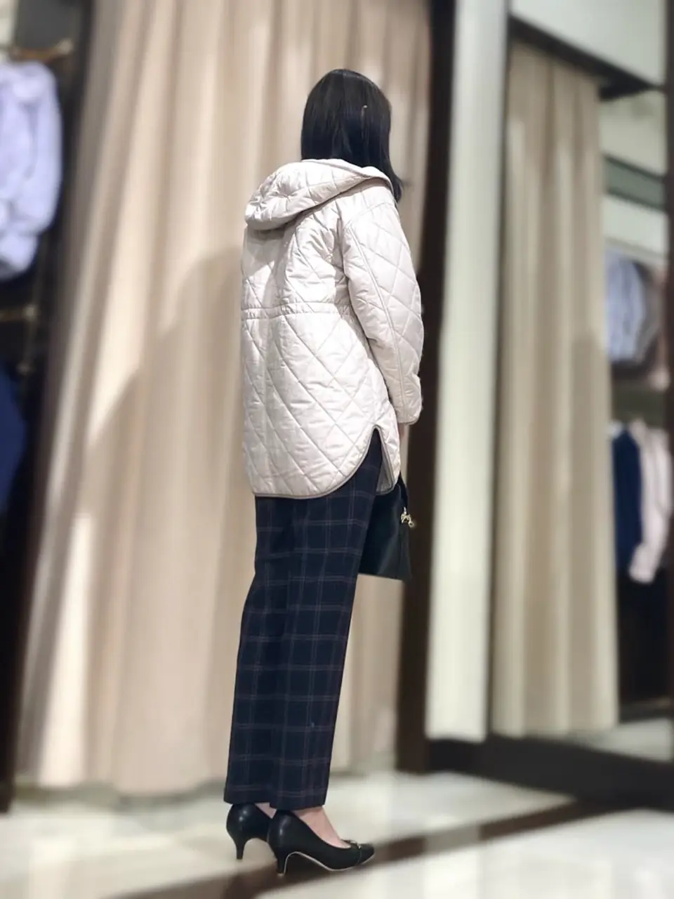 ANY SIS STAFF コーディネート画像