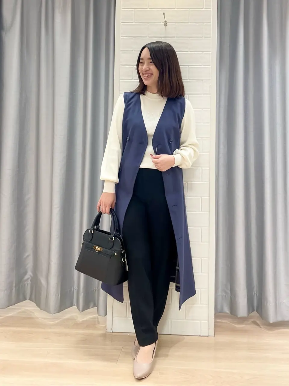 ANY SIS 丸岡 コーディネート画像