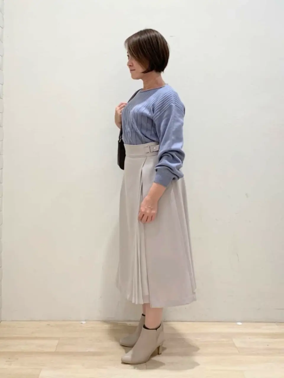 ANY SIS 菱田 コーディネート画像