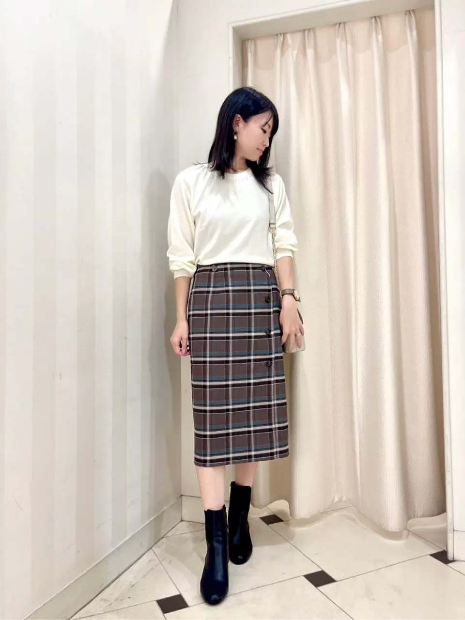 ANY SIS 金井 コーディネート画像