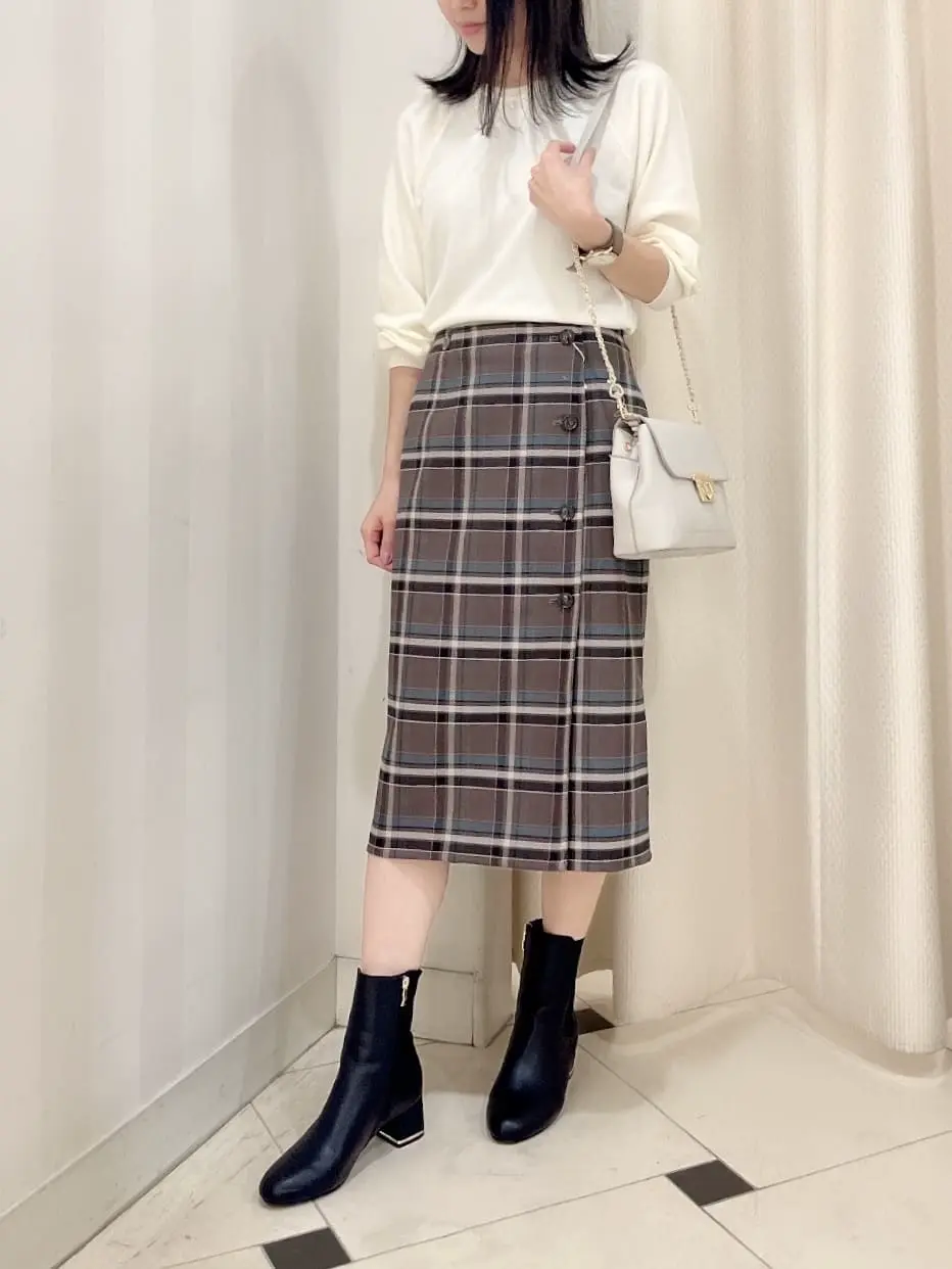 ANY SIS 金井 コーディネート画像