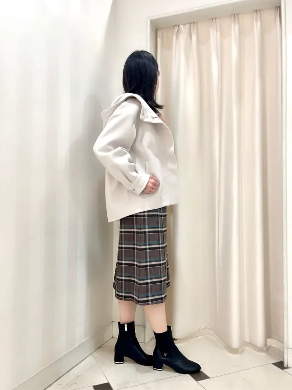 ANY SIS 金井 コーディネート画像