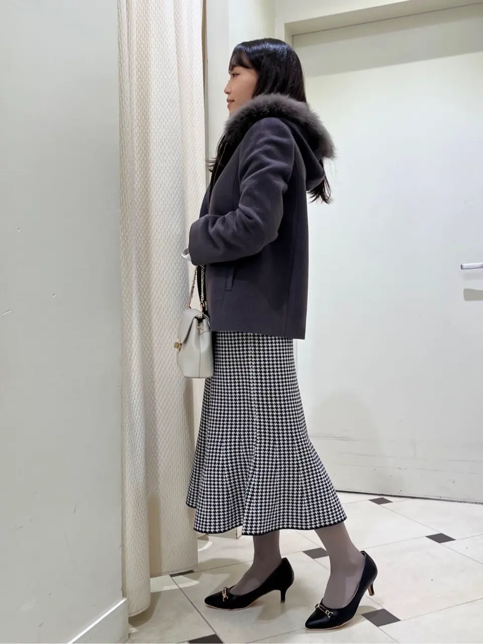 ANY SIS スタッフ コーディネート画像