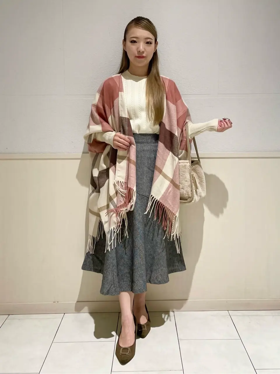 ANY SIS 土居 コーディネート画像