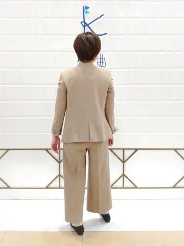 ANY SIS 井上 コーディネート画像