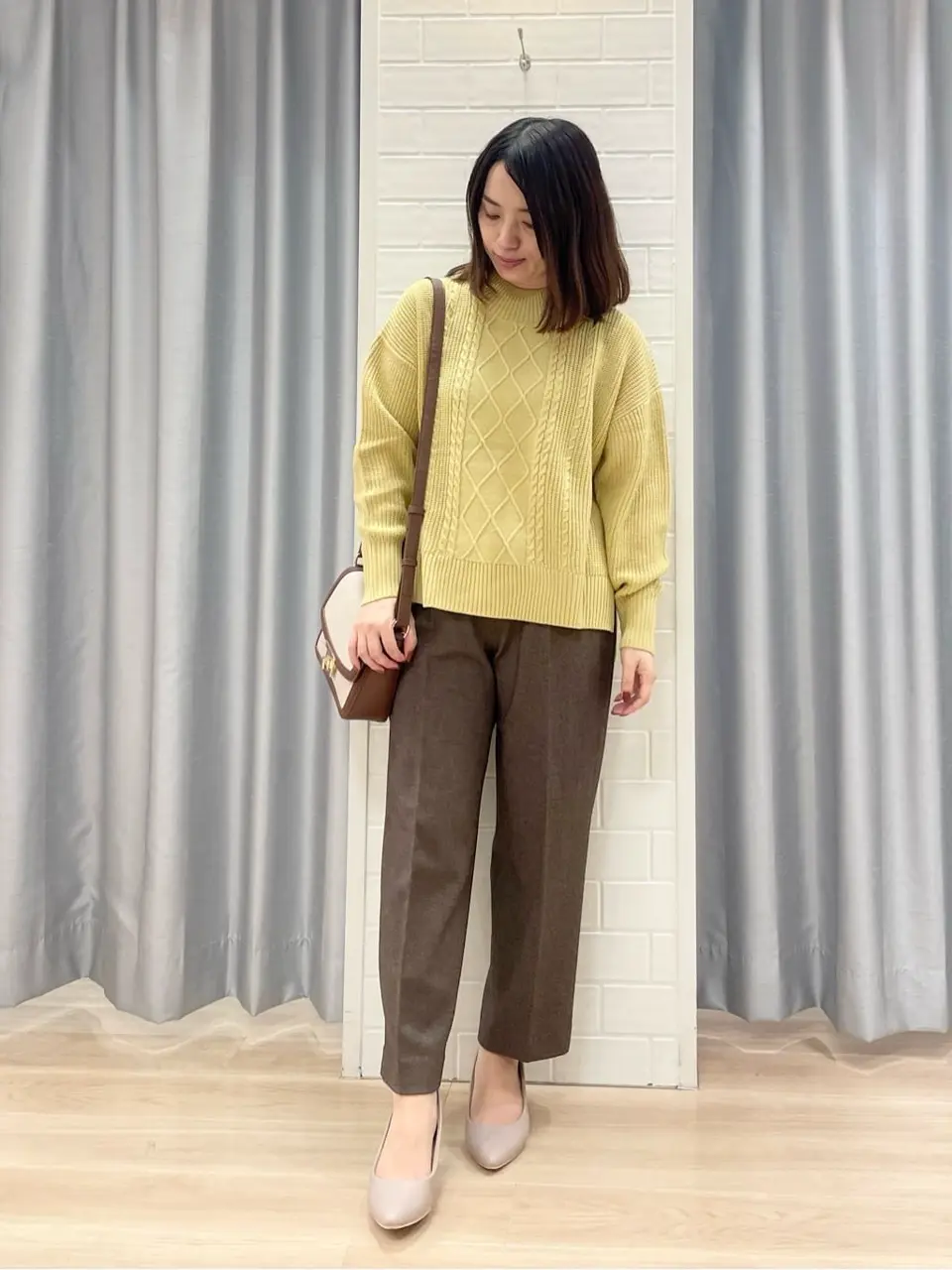 ANY SIS 丸岡 コーディネート画像