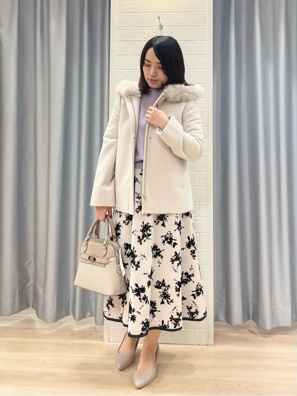 ANY SIS 丸岡 コーディネート画像