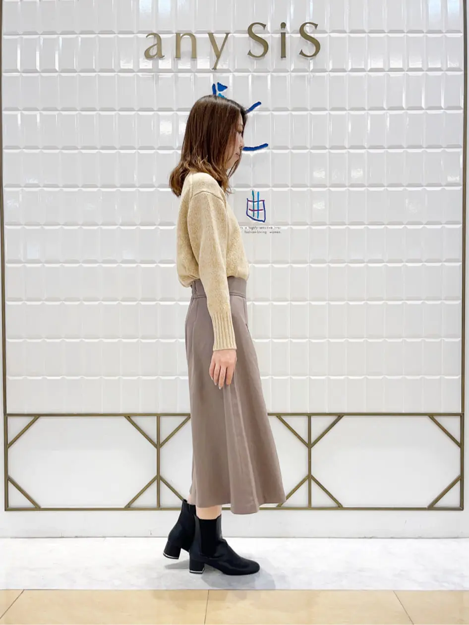 ANY SIS 上田 コーディネート画像