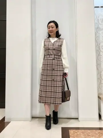 ANY SIS スタッフ コーディネート画像