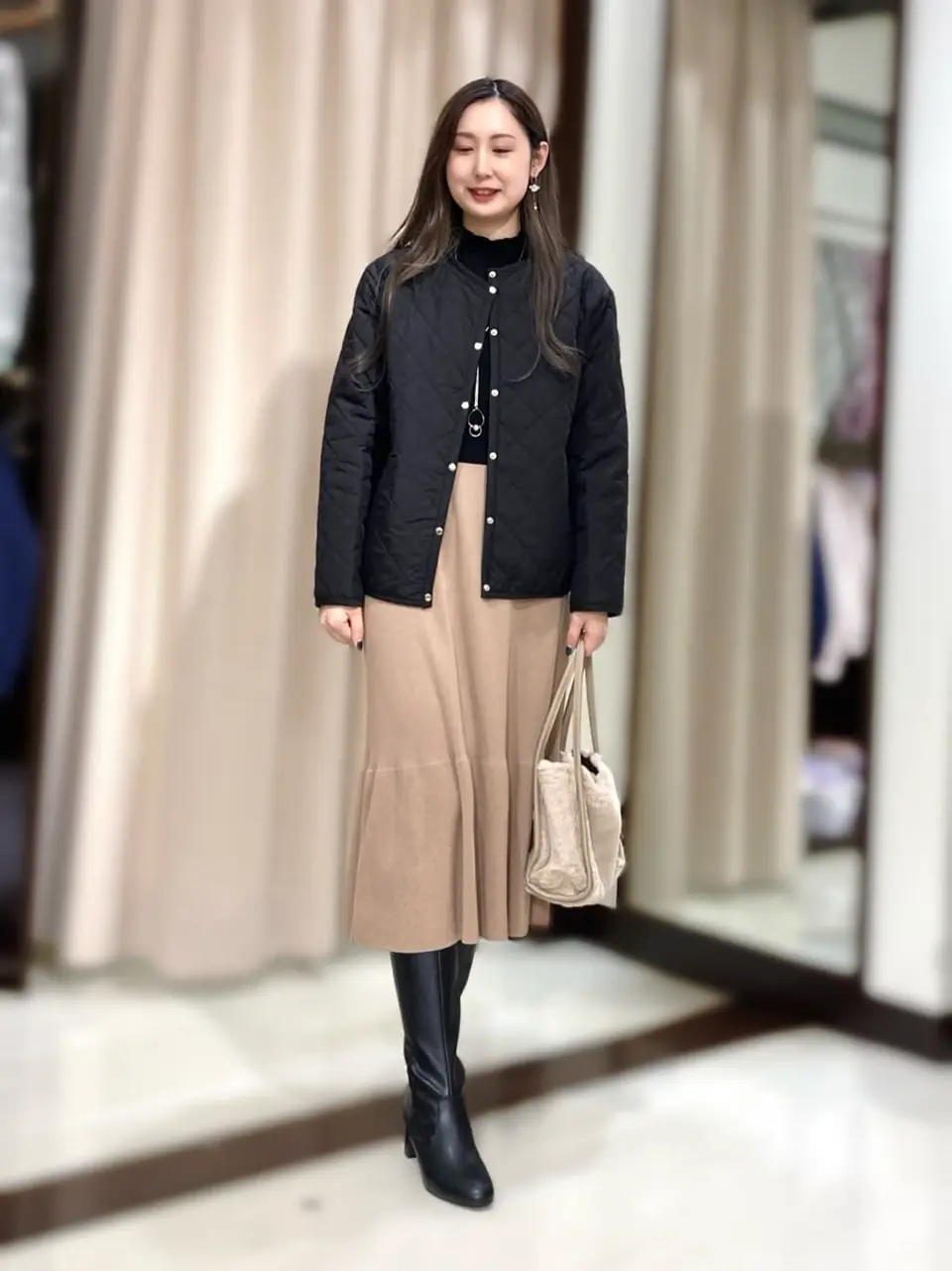 ANY SIS STAFF コーディネート画像