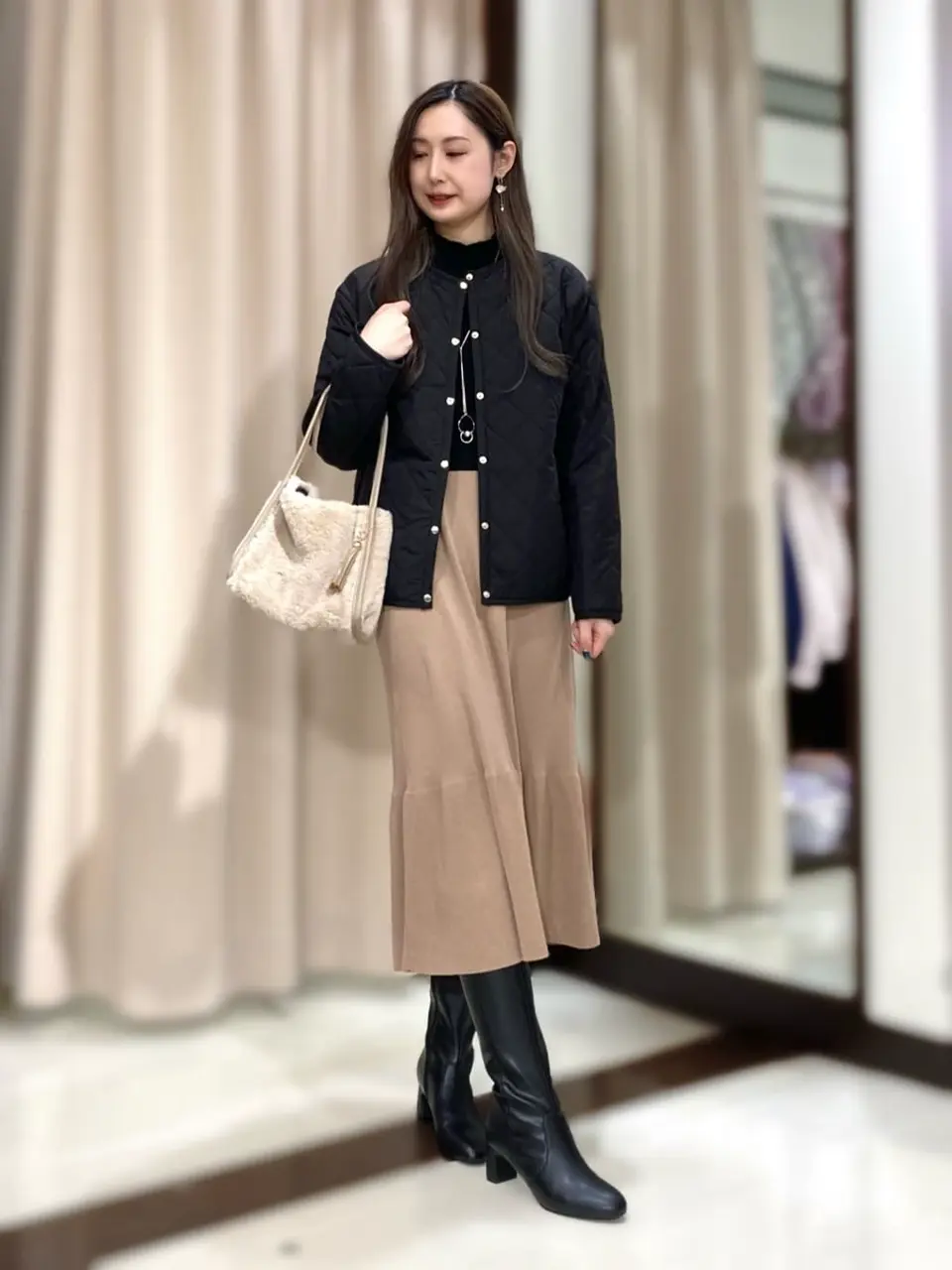 ANY SIS STAFF コーディネート画像