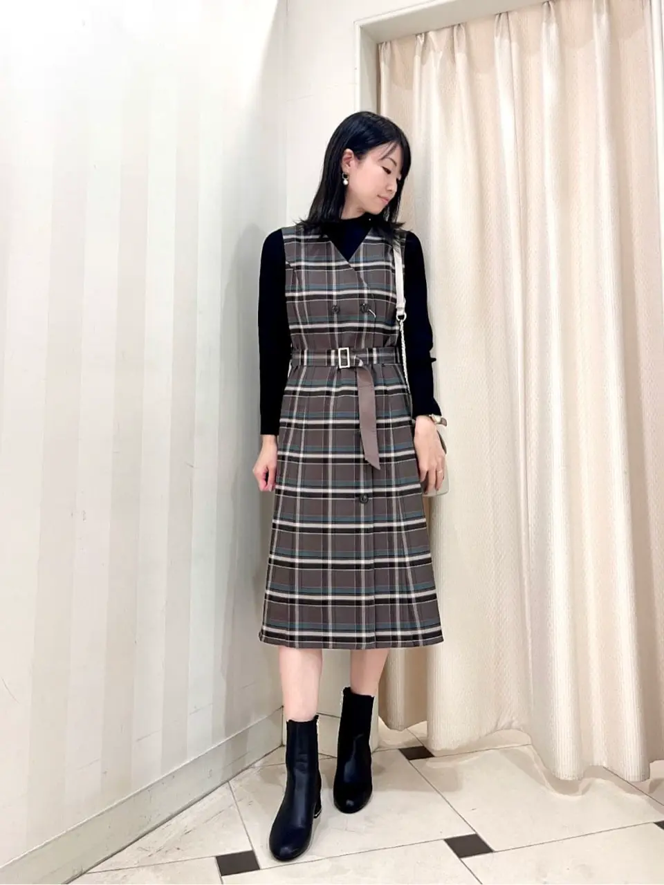 ANY SIS 金井 コーディネート画像