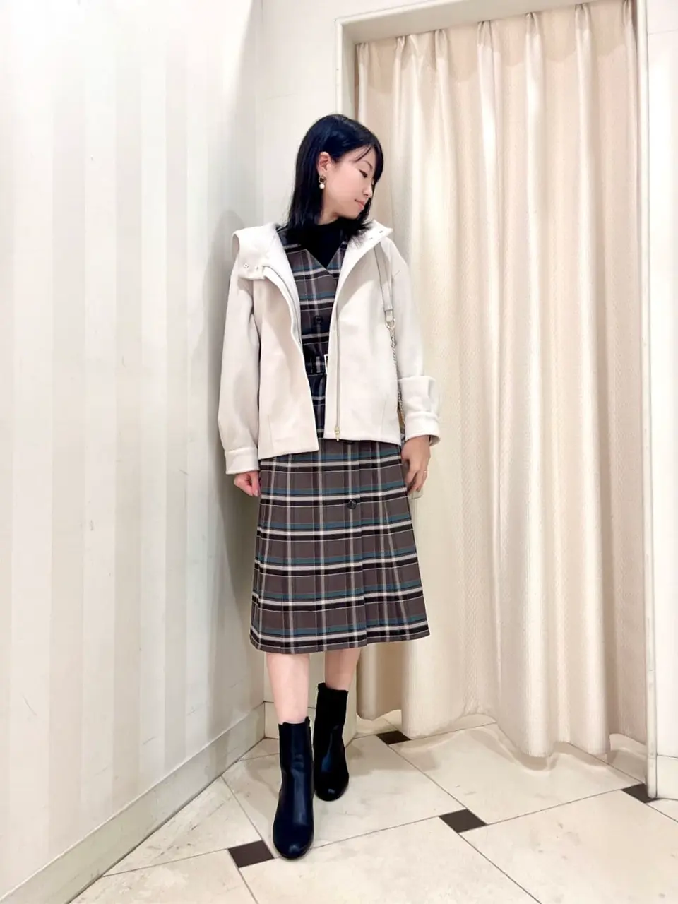 ANY SIS 金井 コーディネート画像