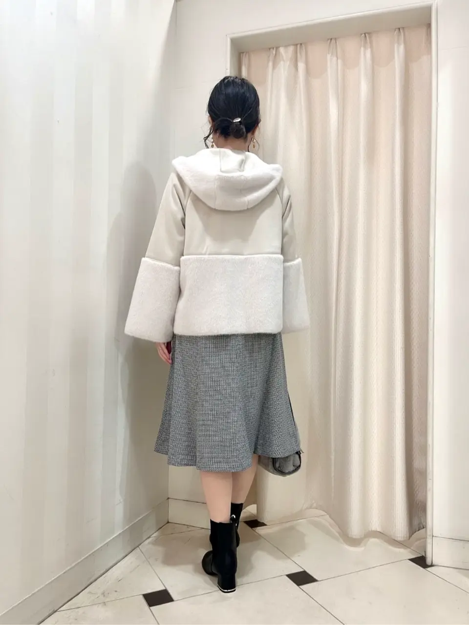 ANY SIS 金井 コーディネート画像