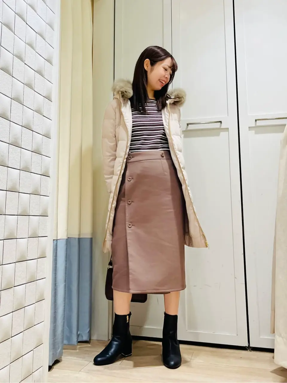 ANY SIS スタッフ コーディネート画像