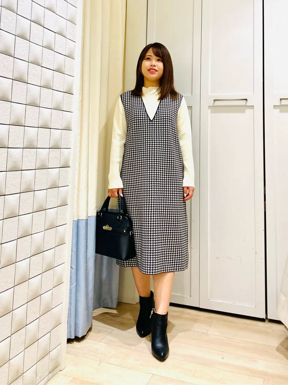 ANY SIS スタッフ コーディネート画像