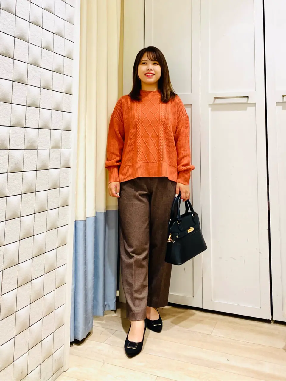 ANY SIS スタッフ コーディネート画像