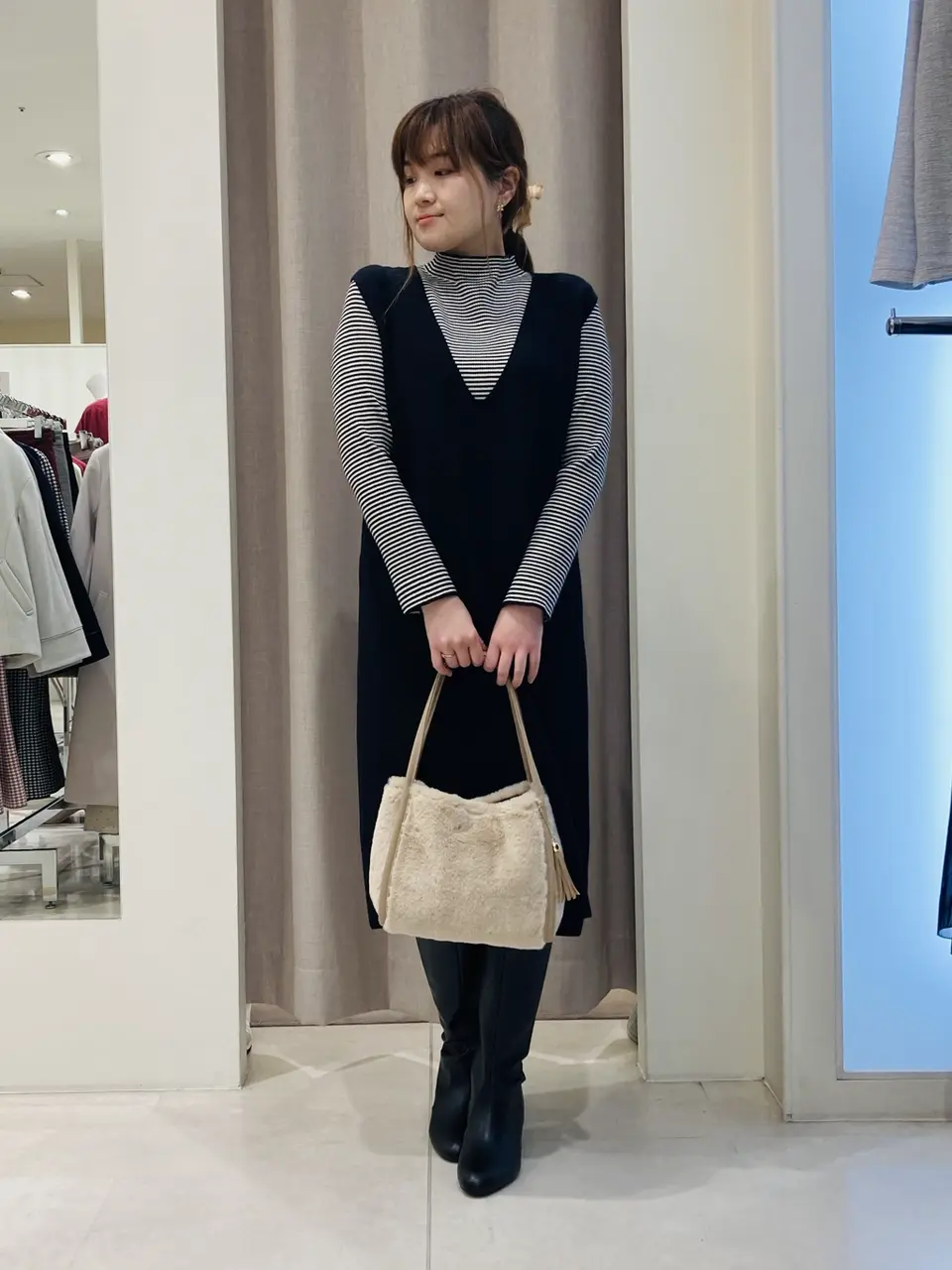  川根　彩 コーディネート画像