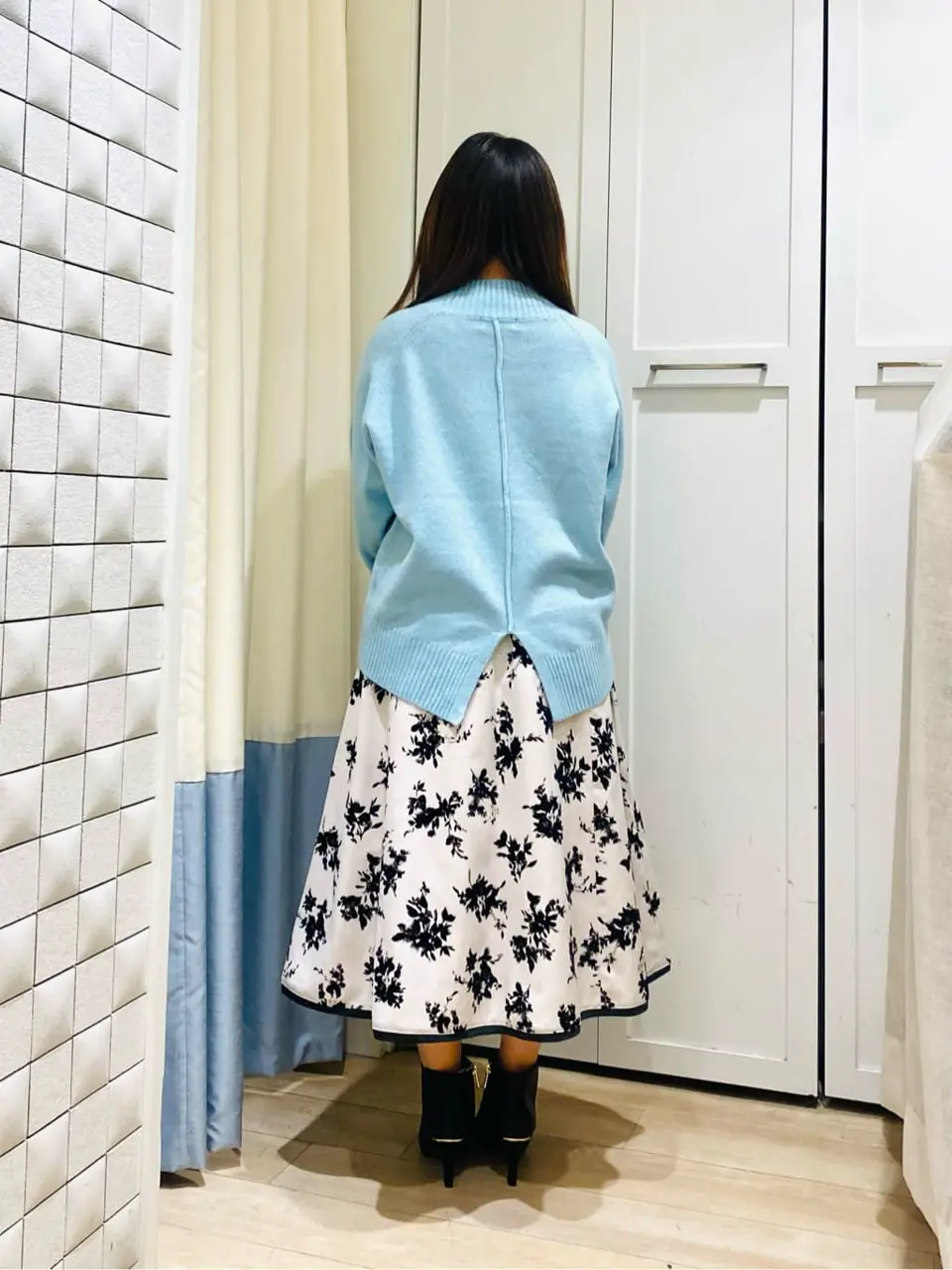 ANY SIS スタッフ コーディネート画像