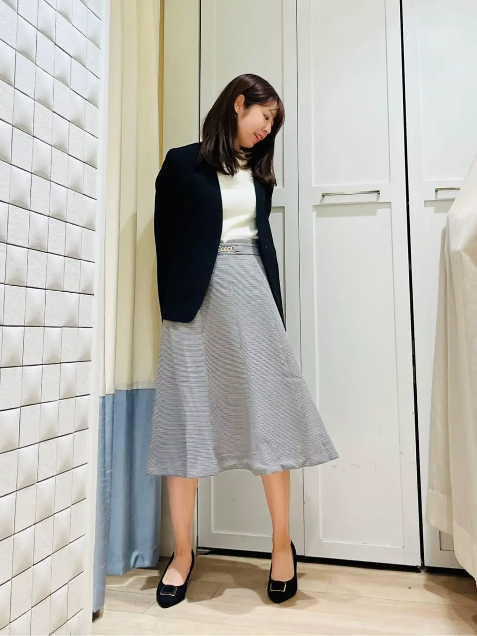 ANY SIS スタッフ コーディネート画像