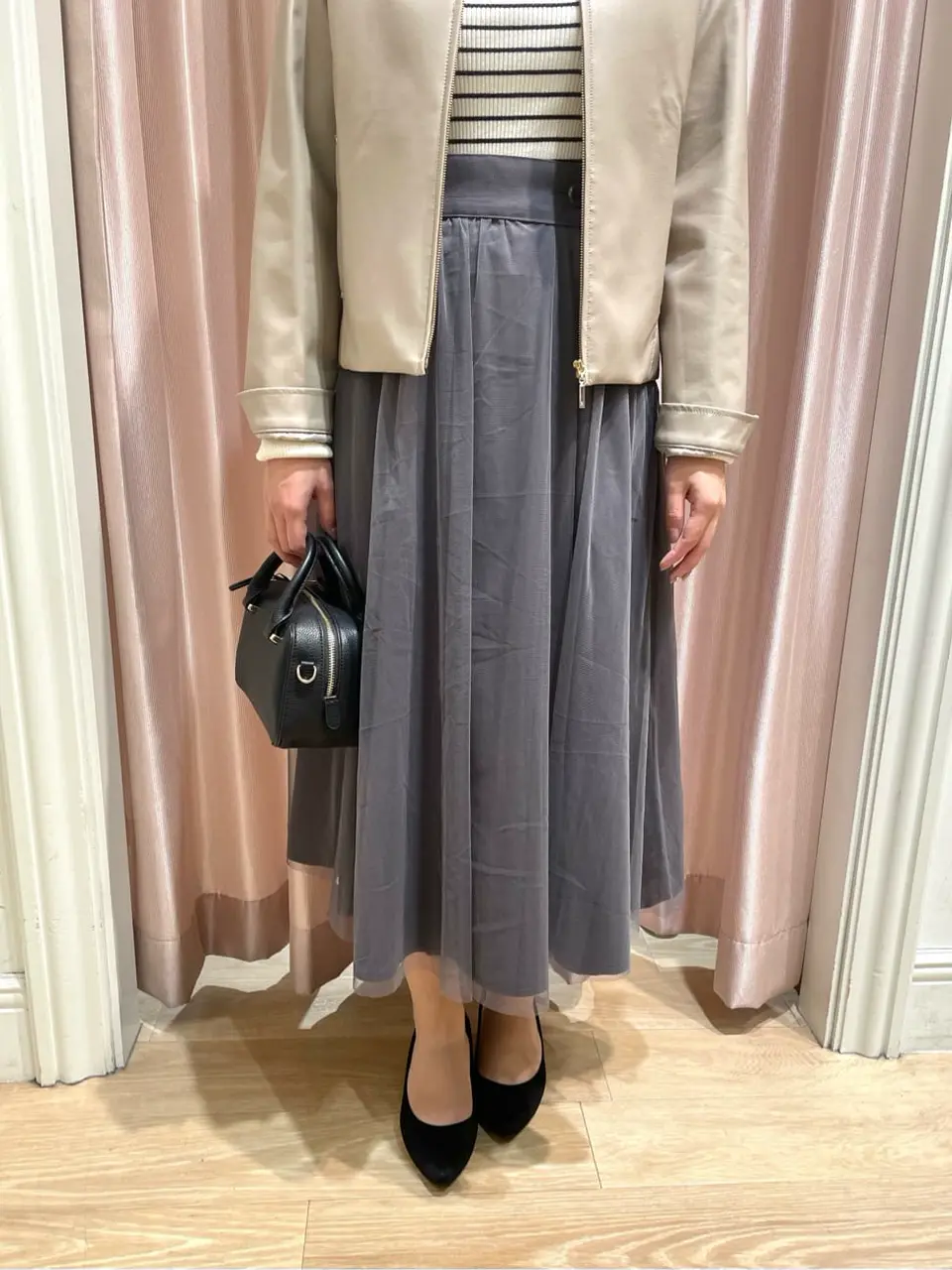 ANY SIS スタッフ コーディネート画像