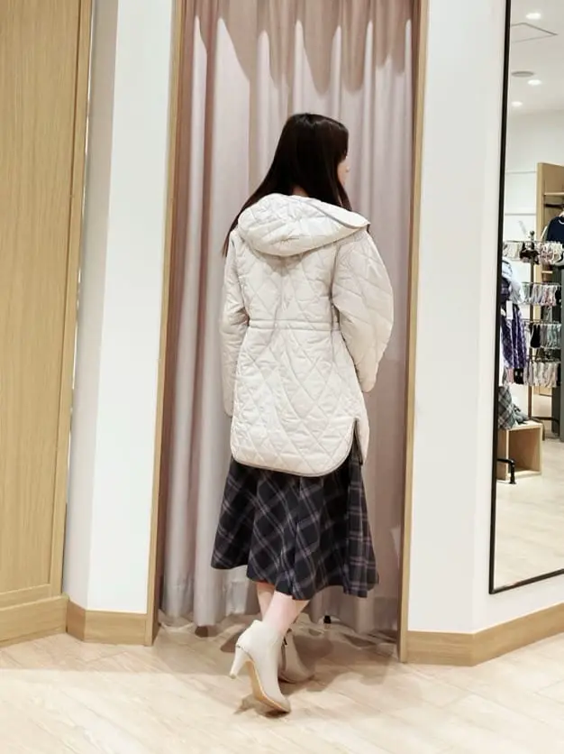 ANY SIS 濱口 コーディネート画像