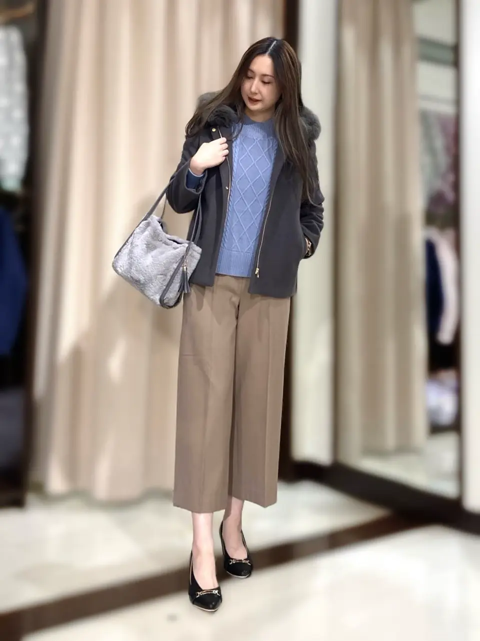 ANY SIS STAFF コーディネート画像