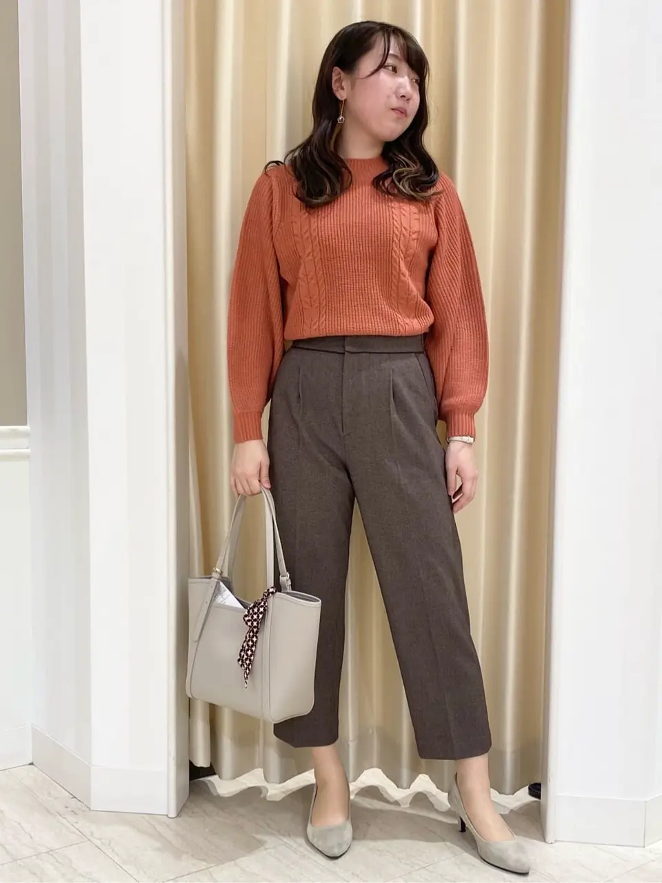 ANY SIS スタッフ コーディネート画像