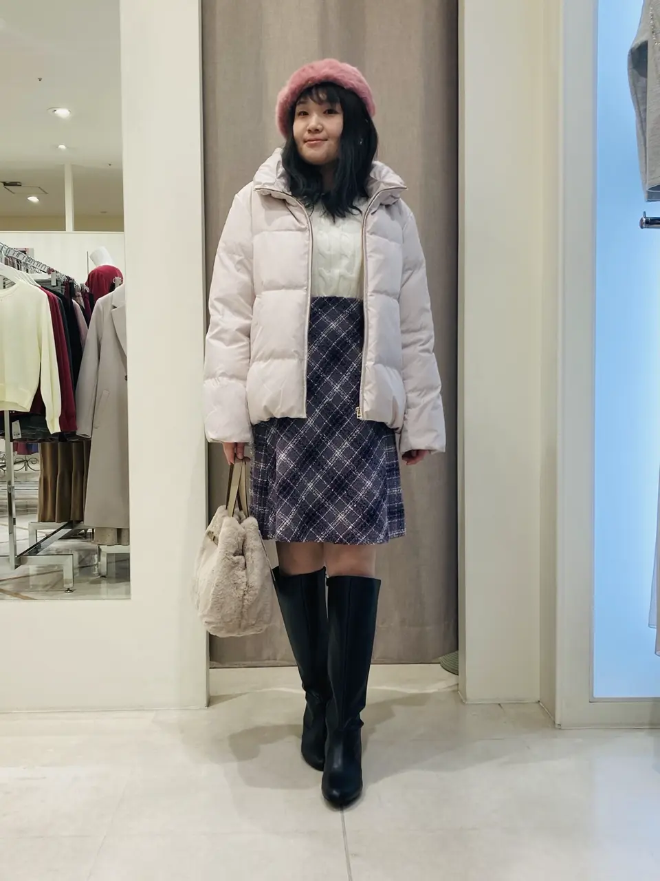 ANY SIS 川根　彩 コーディネート画像