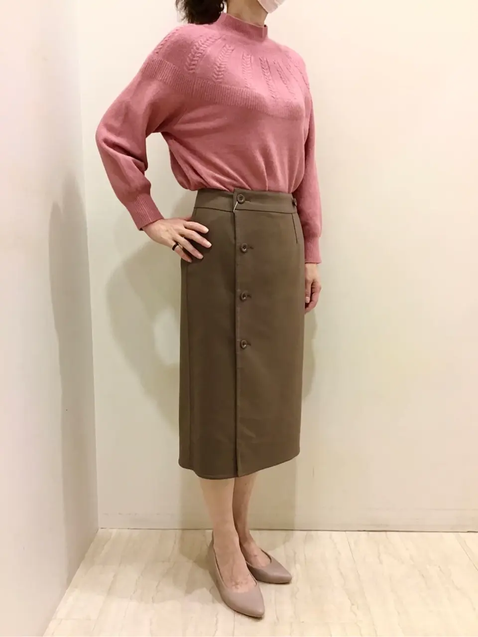 ANY SIS スタッフ コーディネート画像