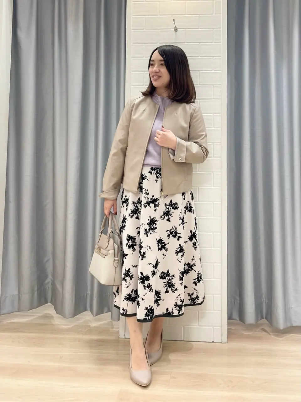 ANY SIS 丸岡 コーディネート画像