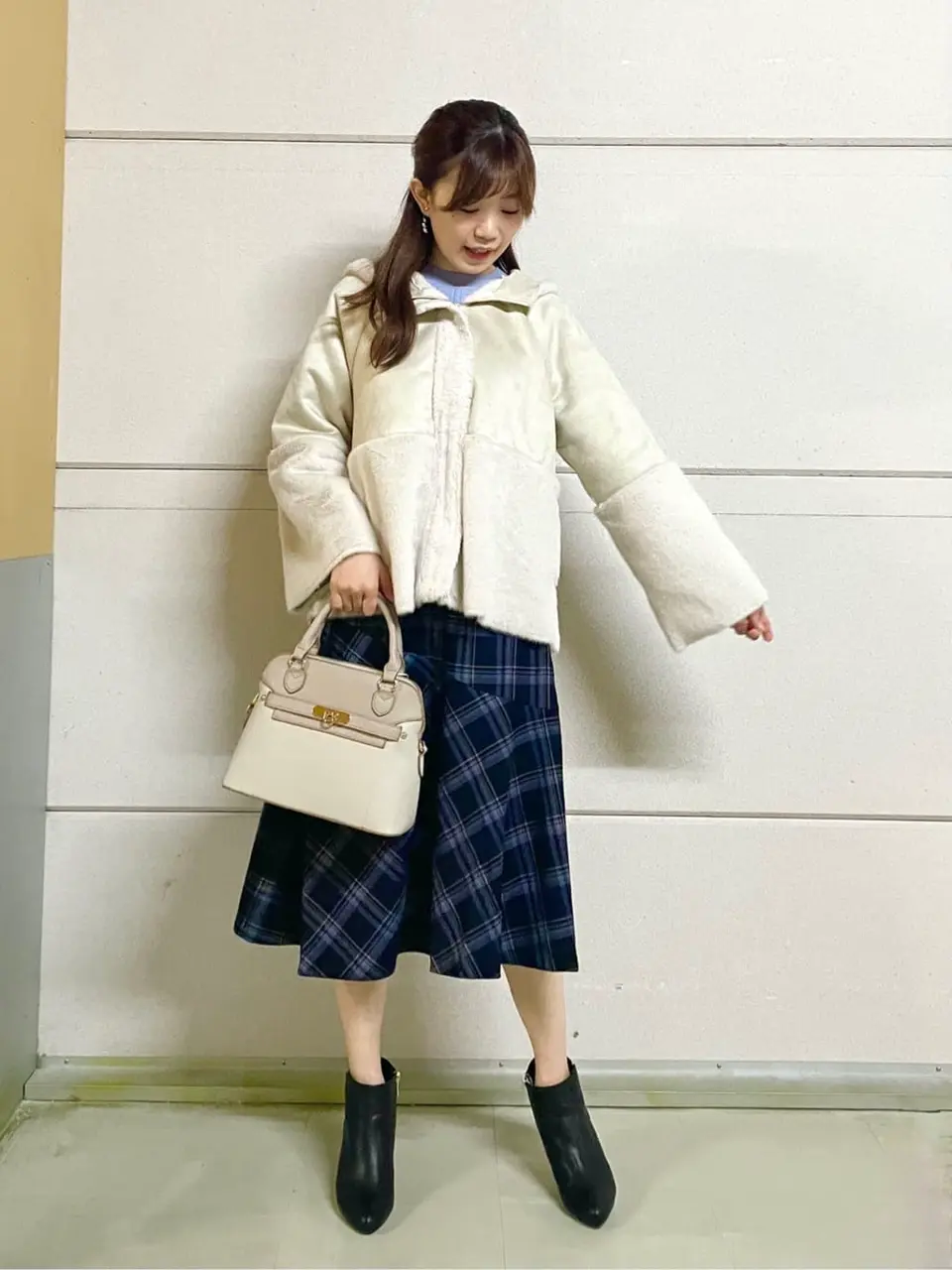 ANY SIS みぃ コーディネート画像