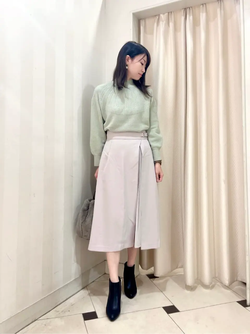 ANY SIS 金井 コーディネート画像