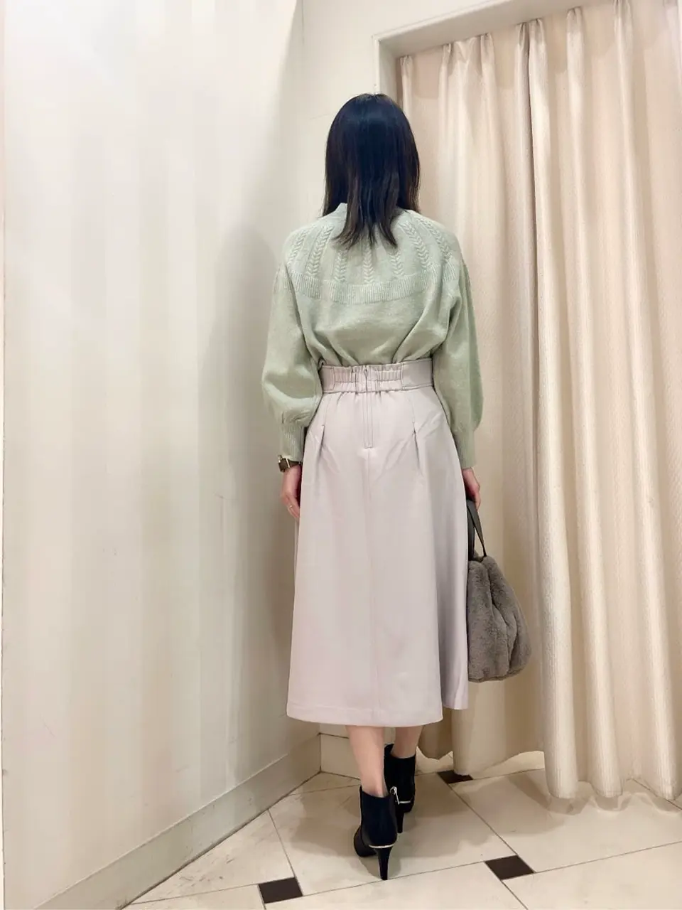 ANY SIS 金井 コーディネート画像