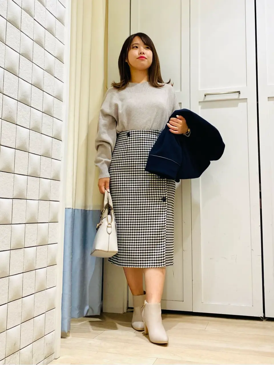 ANY SIS スタッフ コーディネート画像