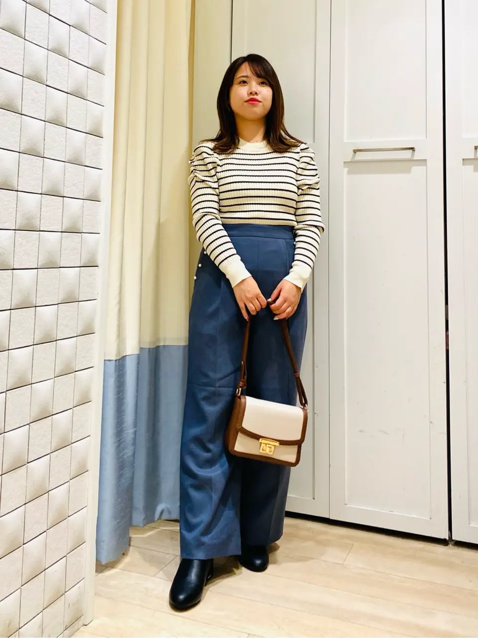 ANY SIS スタッフ コーディネート画像