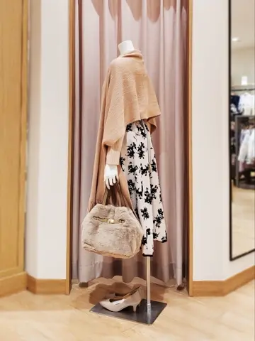 ANY SIS 岩田 コーディネート画像