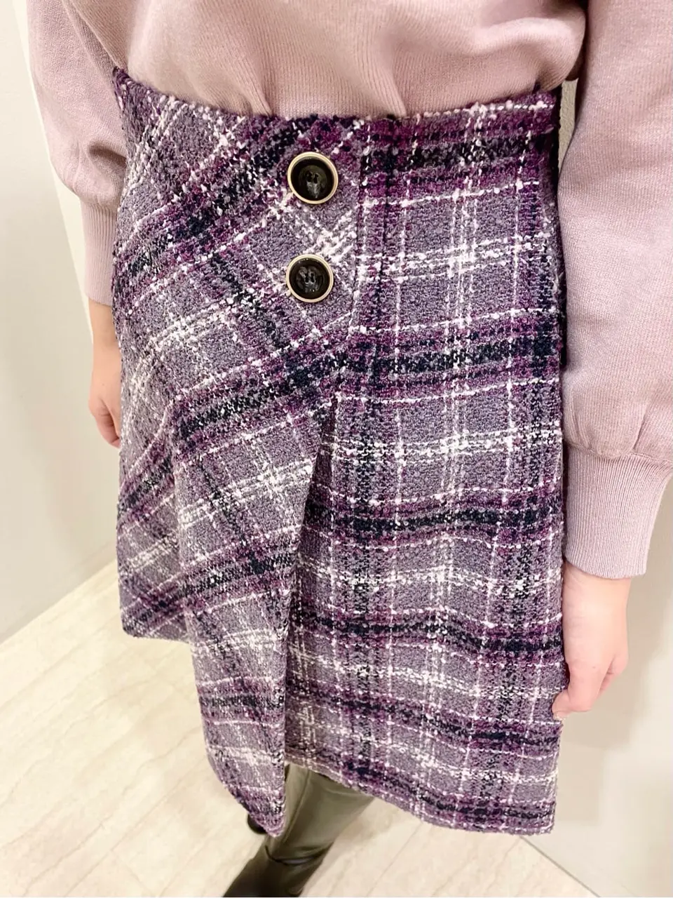 ANY SIS スタッフ コーディネート画像