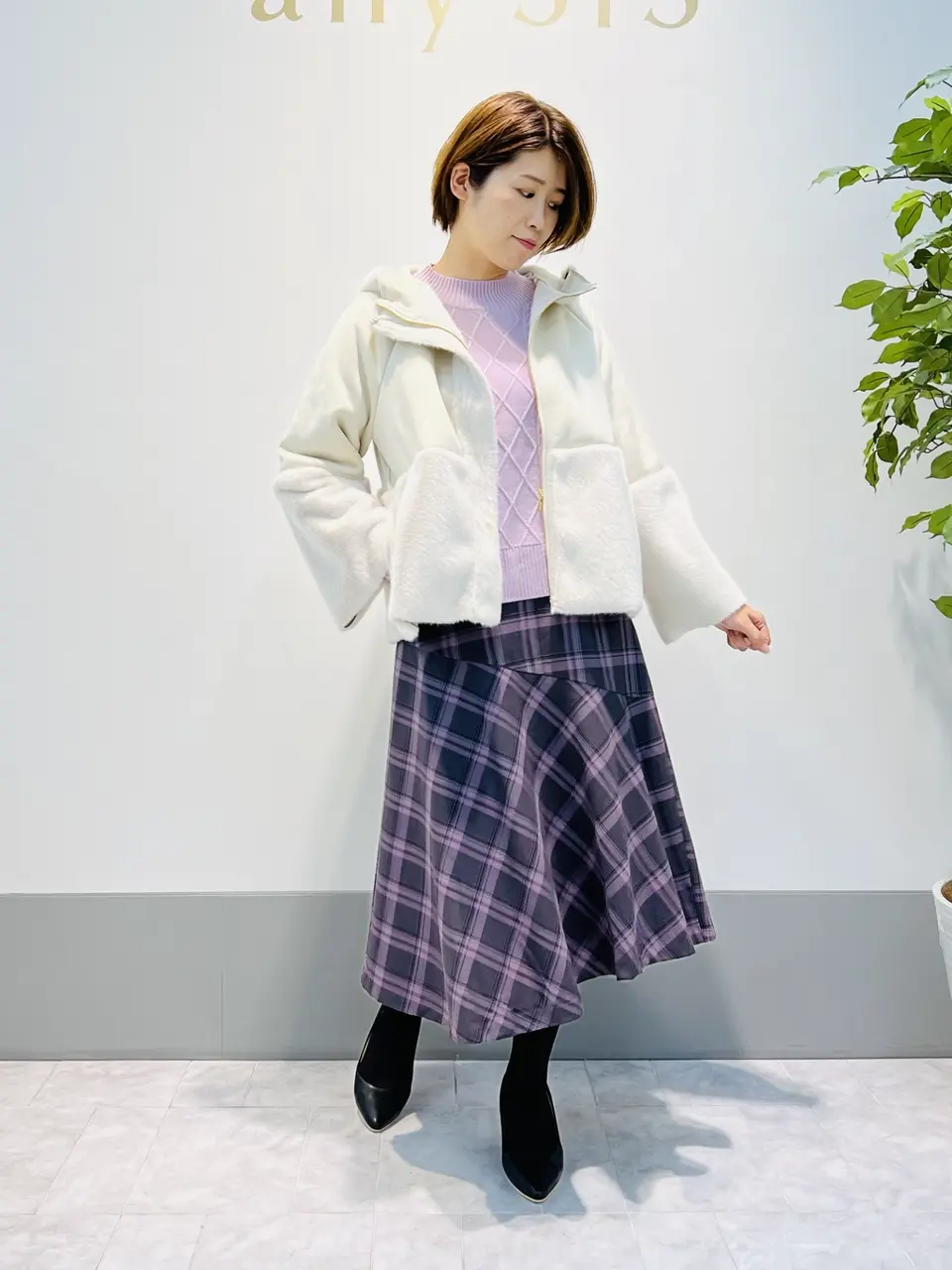 ANY SIS 岡本 コーディネート画像