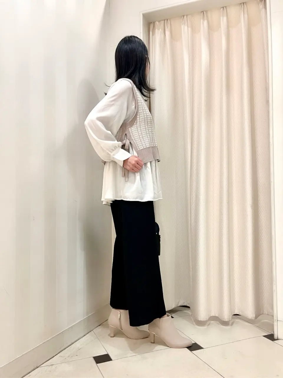 ANY SIS 金井 コーディネート画像