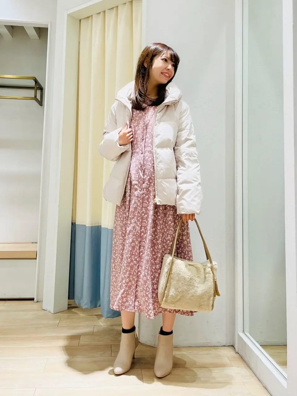 ANY SIS スタッフ コーディネート画像