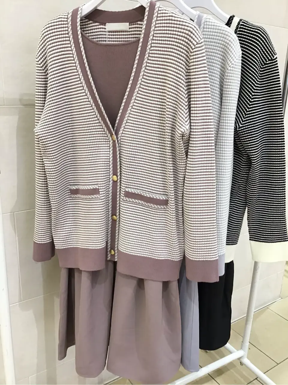 ANY SIS 藤森 コーディネート画像