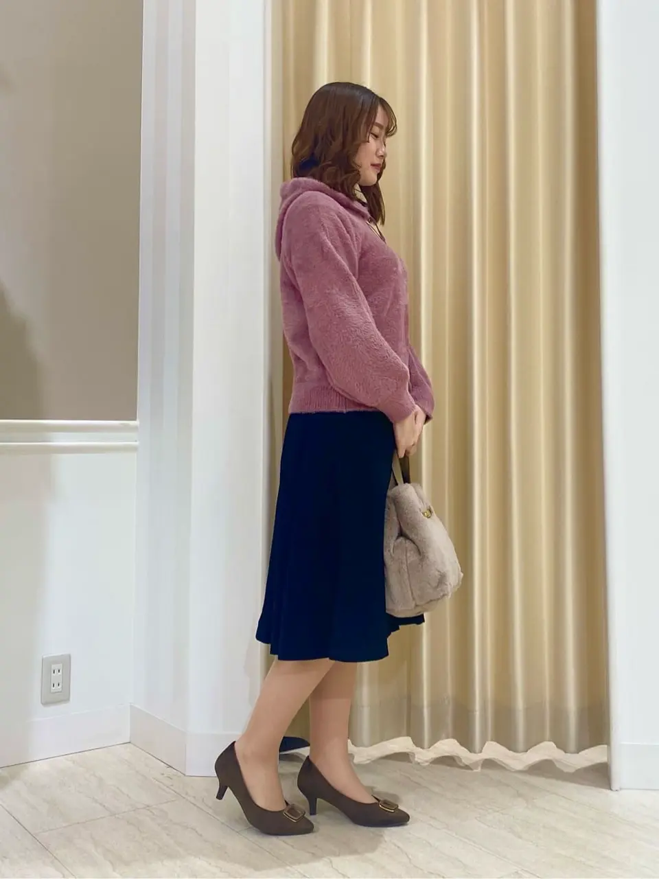 ANY SIS スタッフ コーディネート画像