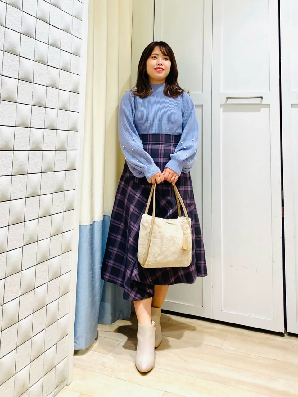 ANY SIS スタッフ コーディネート画像