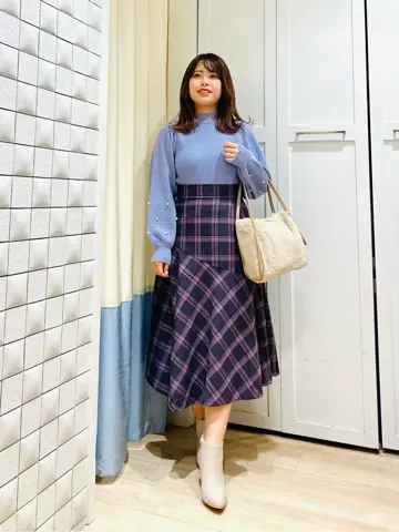 ANY SIS スタッフ コーディネート画像