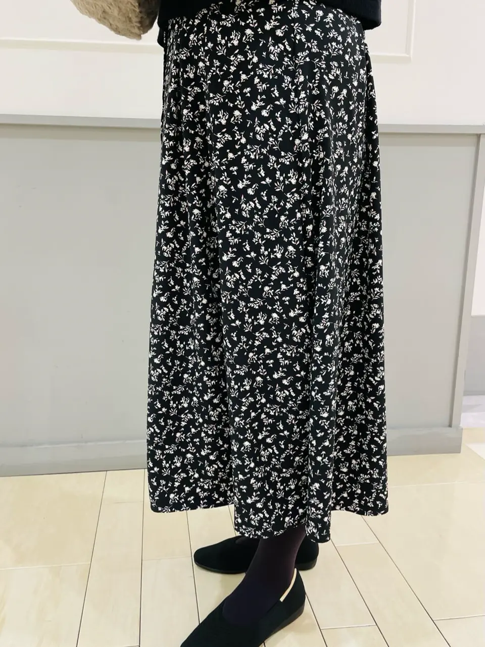 ANY SIS 堀部 コーディネート画像