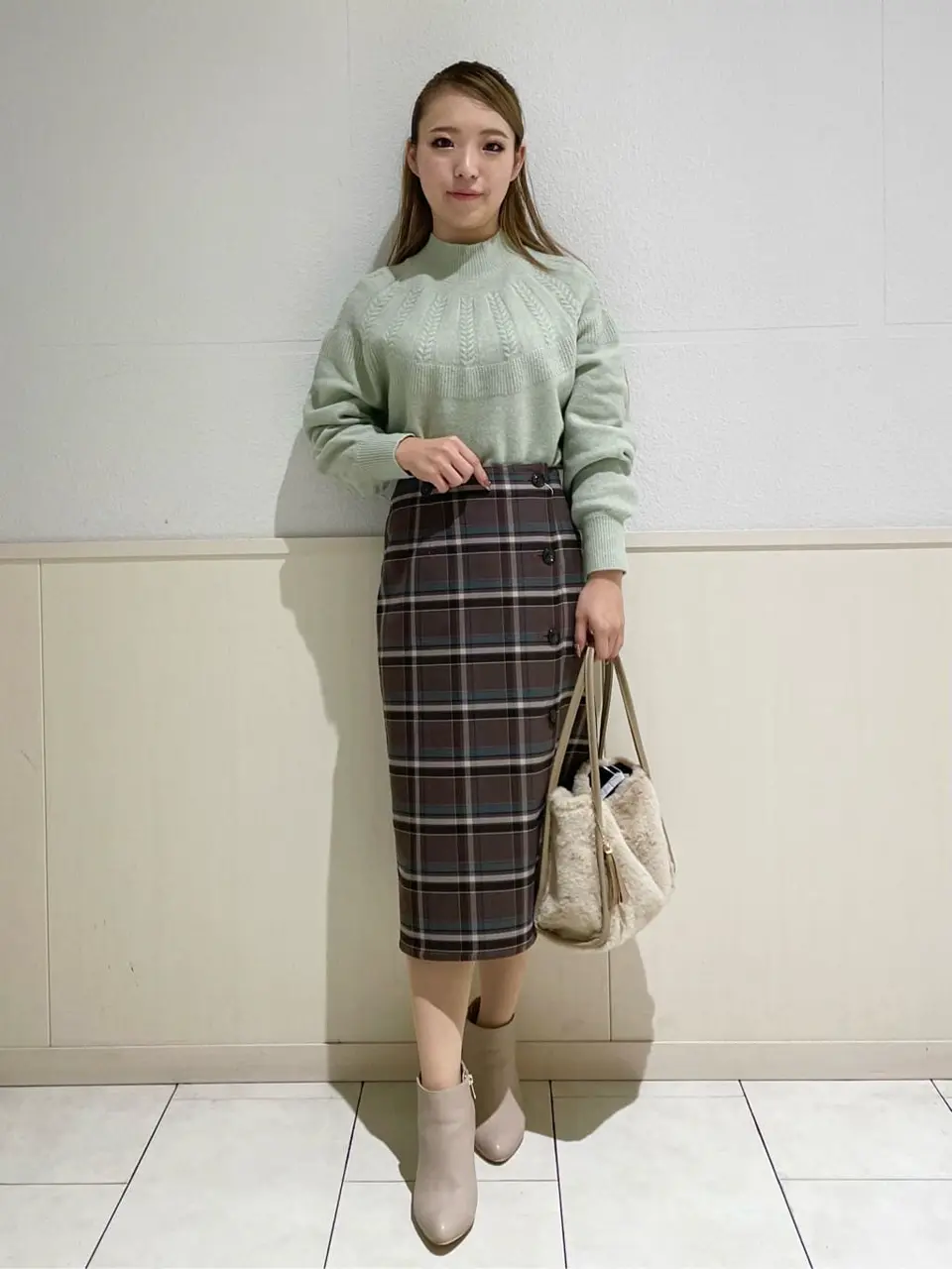 ANY SIS 土居 コーディネート画像