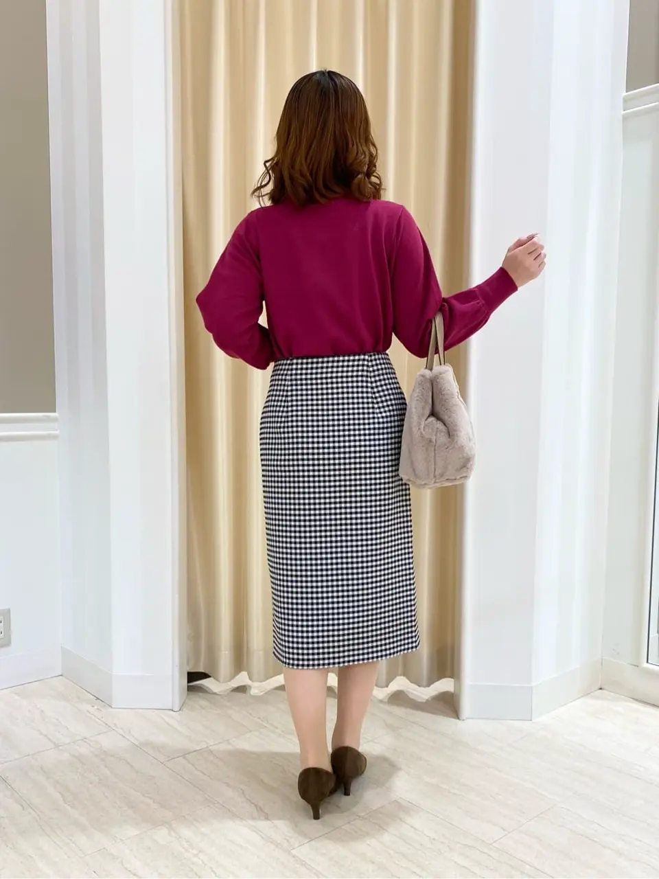 ANY SIS スタッフ コーディネート画像