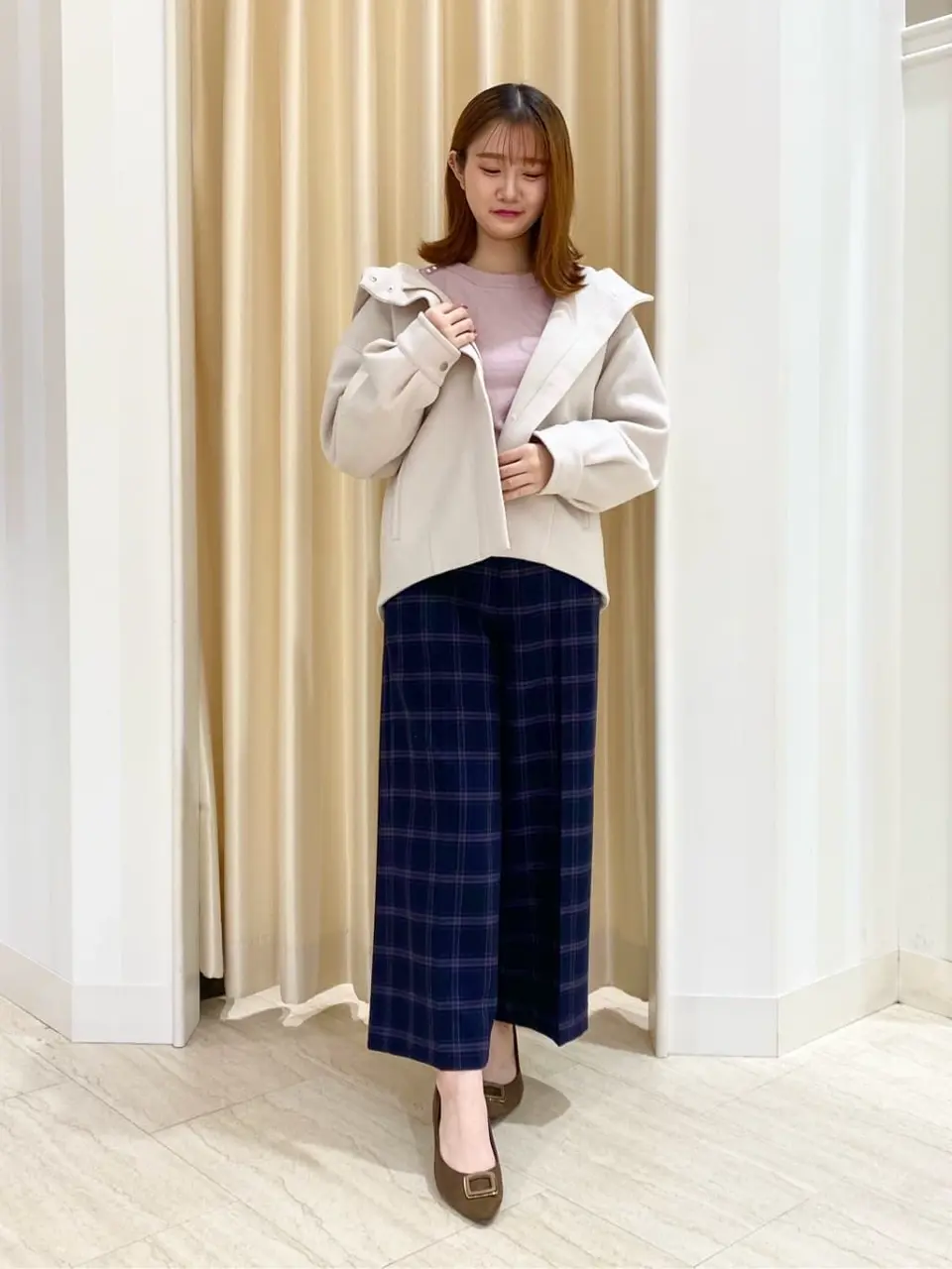 ANY SIS スタッフ コーディネート画像