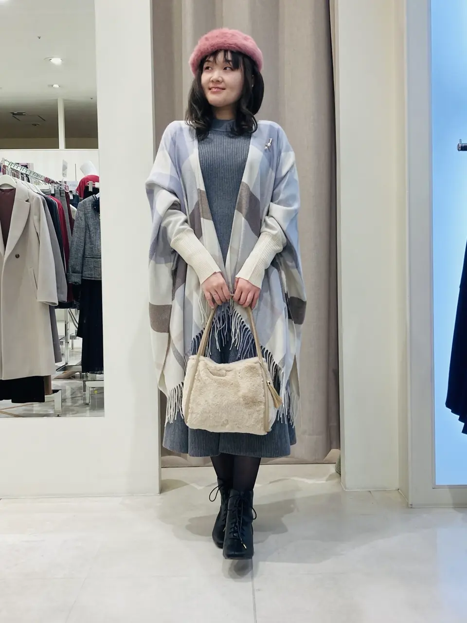  川根　彩 コーディネート画像